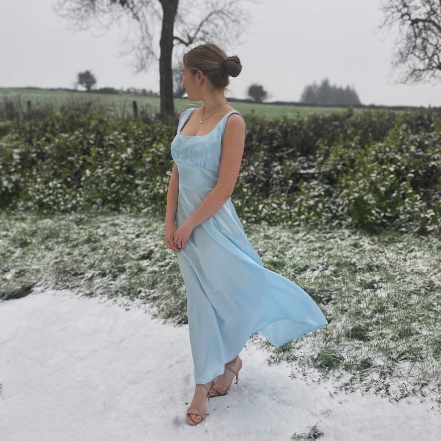 Blue dress